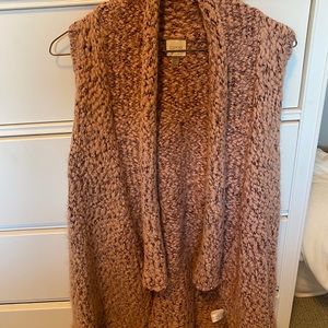 Women’s sweater vest